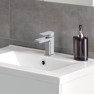 Rivo Chrome Mono Basin Mixer Tap with Waste - Alternative Image