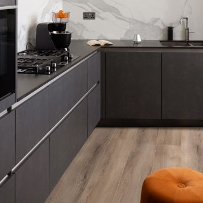 Brent Oak SPC Vinyl Flooring 152.4x22.9cm