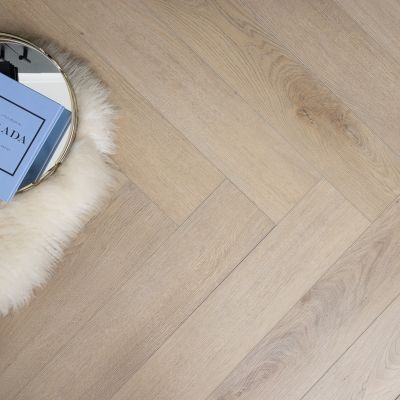 Clayton Oak SPC Vinyl Herringbone Flooring 60x12.5cm