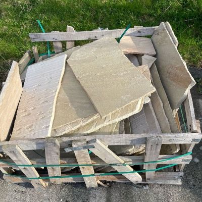 Crazy Paving 1 Ton Crate (Mixed Offcuts/Broken Bits/Various Stones)