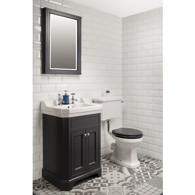Metro White Bevelled Ceramic Gloss Tile 20x10cm - Alternative Image