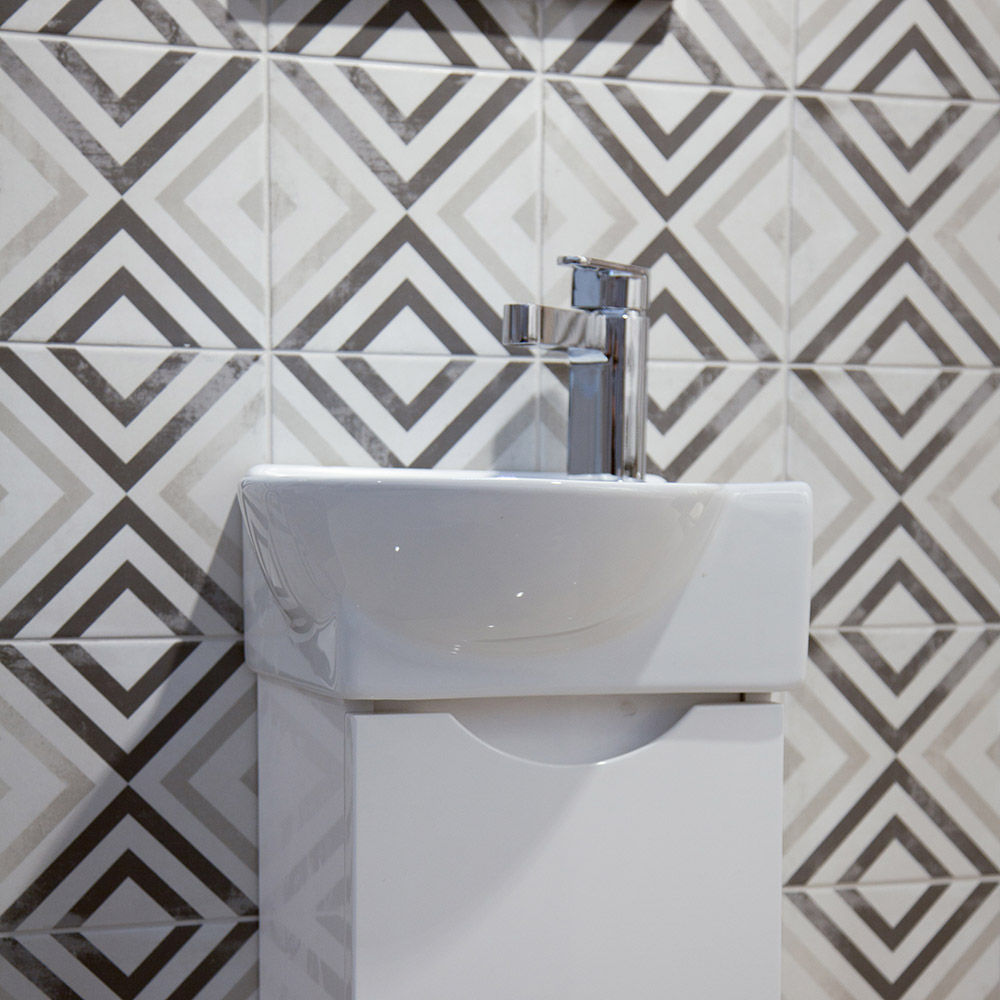 Decor Square Pattern Matt Porcelain Tile 18.7x18.7cm - Alternative Image