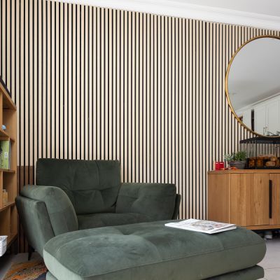 21mm Acoustic Black Felt Wall Panel Mid Oak 240x60cm - Alternative Image