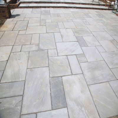 Kandla Grey Sandstone Paving Hand-Cut Calibrated Patio Pack 15.12m² - Alternative Image