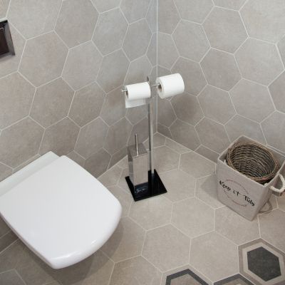 Hexagon Traffic Grey Porcelain Tile 25x22cm - Alternative Image