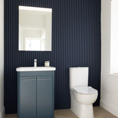 18mm Woodlux Wooden Wall Panel London Blues 275x12cm - Alternative Image